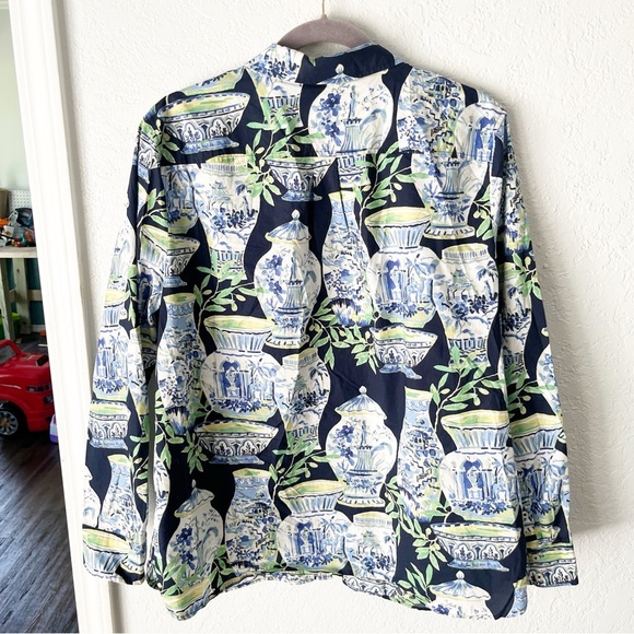 Talbots Blouse Women's XL Button Down Watercolor Vases 100% Cotton Resortwear - Picture 2 of 7